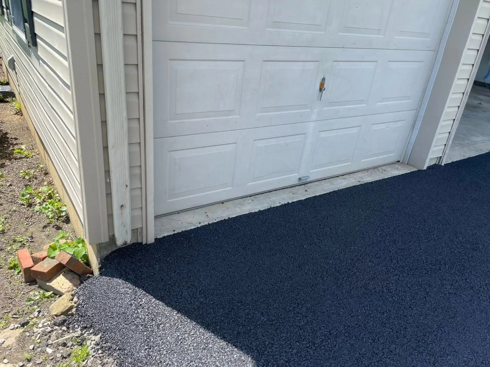 How to Remove Oil Stains From an Asphalt Driveway, All County Paving guide for NJ and PA homeowners