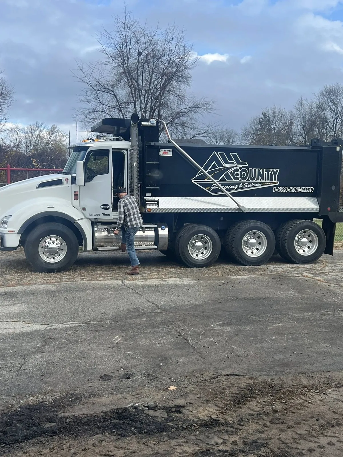 WHITE ALL COUNTY DUMP TRUCK on jobsite, All County Paving NJ and PA